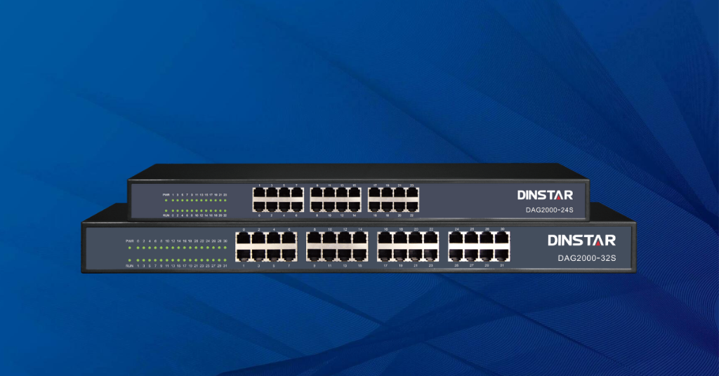 Which Analog FXS Gateway Comes with a GE Interface?